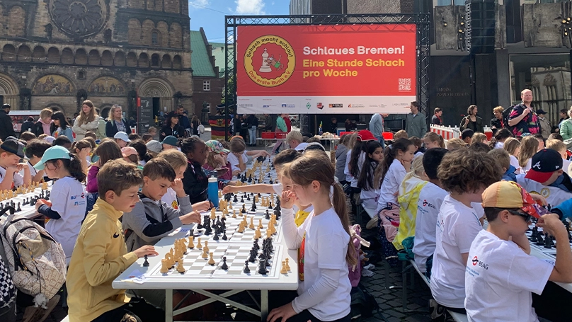 Jährliches Schachfest auf dem Marktplatz in Bremen (Foto)