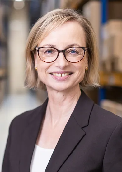 Ulrike Riedel, Personalvorstand & Arbeitsdirektorin, Portrait (Foto)